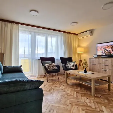 Apartament Nepomucen Przemyśl Eksteriør bilde